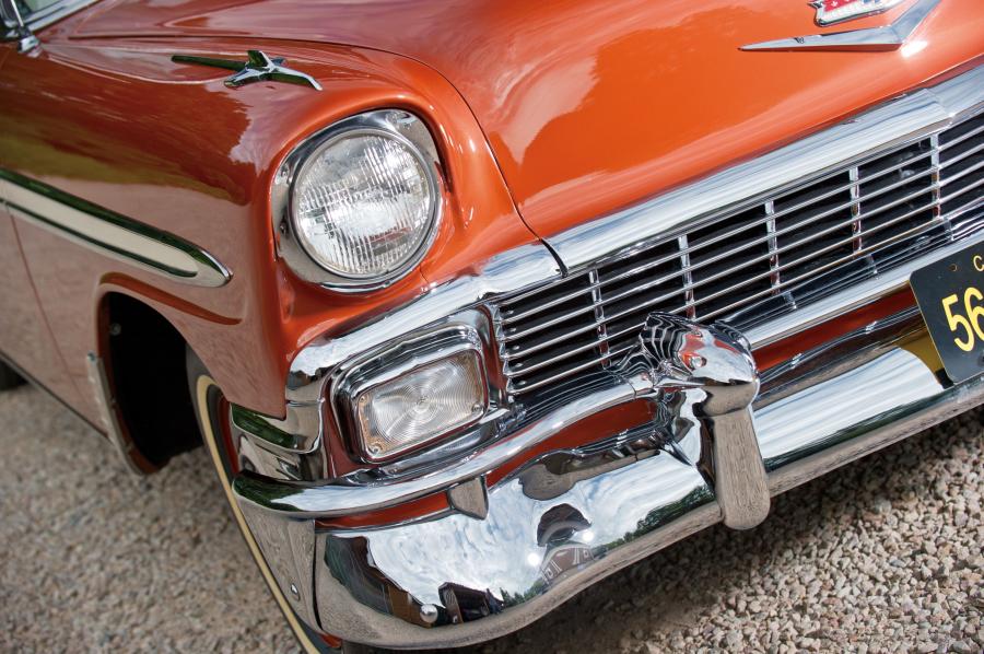 Детали экстерьера Chevrolet Bel Air Convertible 1956 года  (фото 28 из 71)